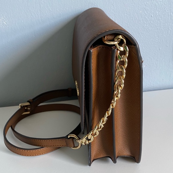 SOLD Michael Kors Daniela Safiano Crossbody - Picture 11 of 16